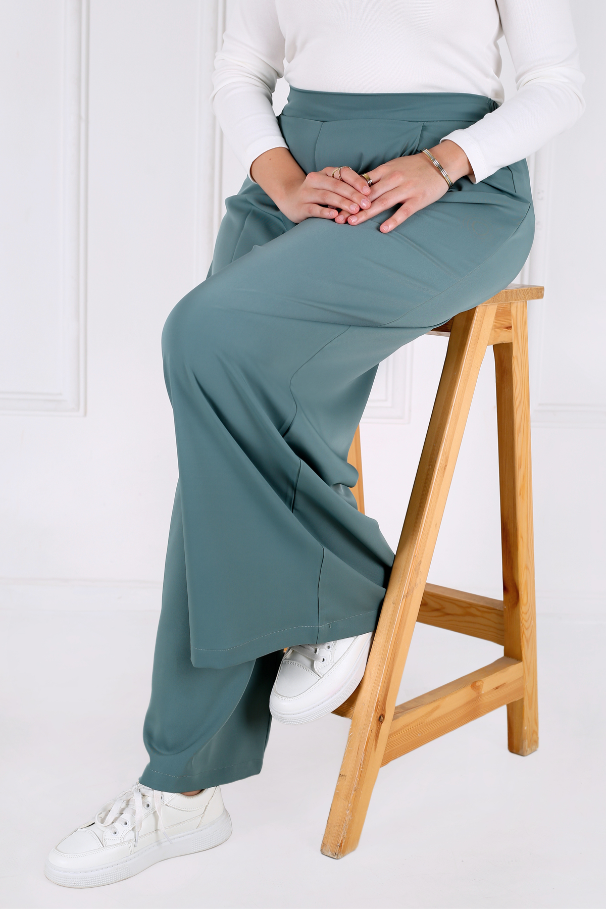 Pantalon Femme - Pantalon Jupe à  Grands Plis - Crêpe Pradda