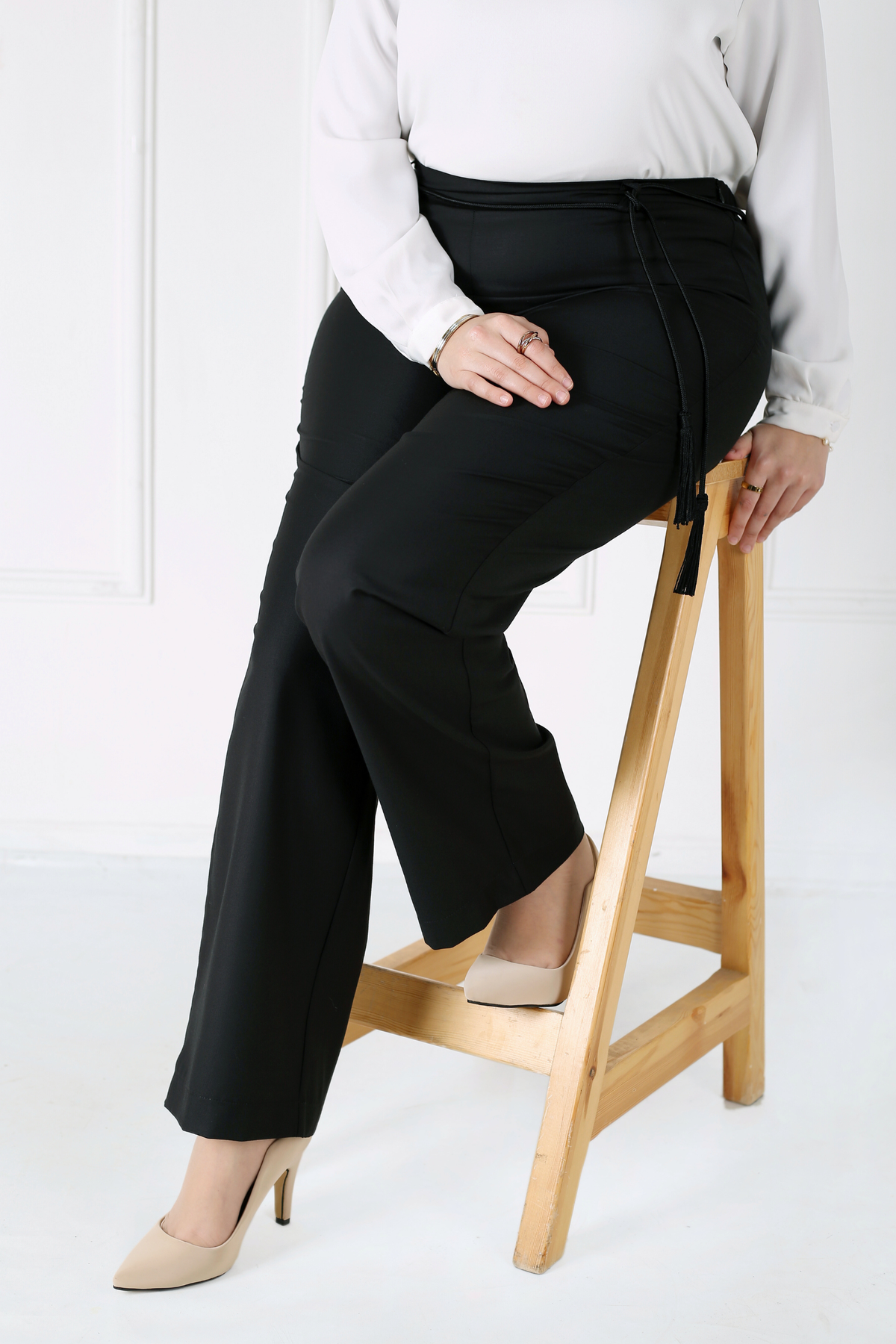 Pantalon Femme - Classique Droit à Majdoul - Twill Léger